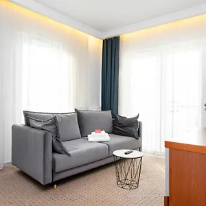 varsovia-comfort.warsawhotelspoland.com/